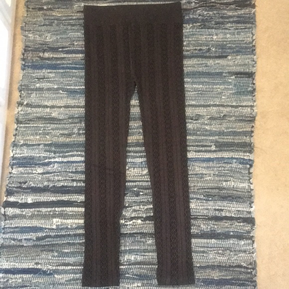 Time and Tru XL (16-18) Gray Leggings with Cable Design, Great Condition - Picture 1 of 6